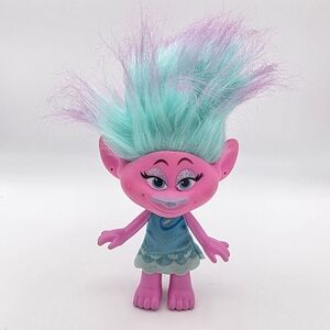 DreamWorks Trolls Pink Doll  Hasbro  C-015G 2015 DWA LLC